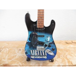 Gitaar Fender Stratocaster Kurt Cobain - Nirvana- Nevermind