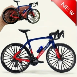 Miniatur-Fahrrad mit echten...