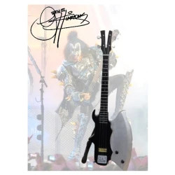 guitar Gene Simmons (KISS)...