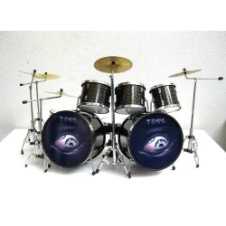 Drumstel van TOOL met dubbele bass NEW!