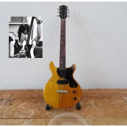 gitaar Gibson Melody Makervan o.a. Billie Joe (Greenday) en Joan Jett