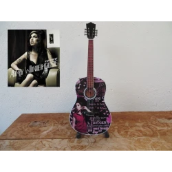 Akustische Gitarre AMY...